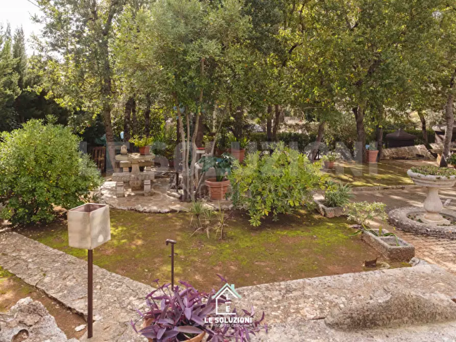 Immagine 24 di Villa in vendita  in viale delle acacie 2/N a Putignano