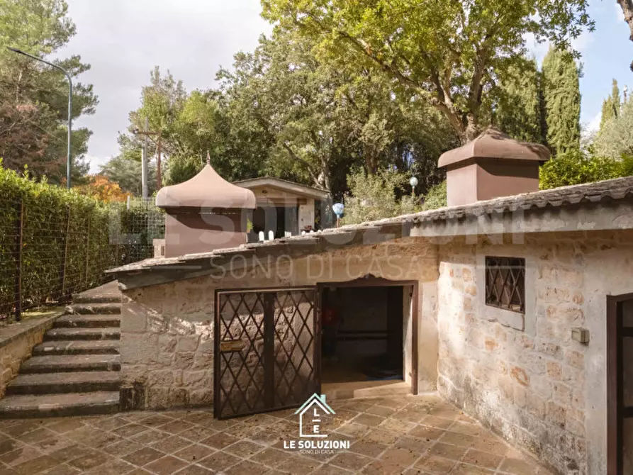 Immagine 27 di Villa in vendita  in viale delle acacie 2/N a Putignano