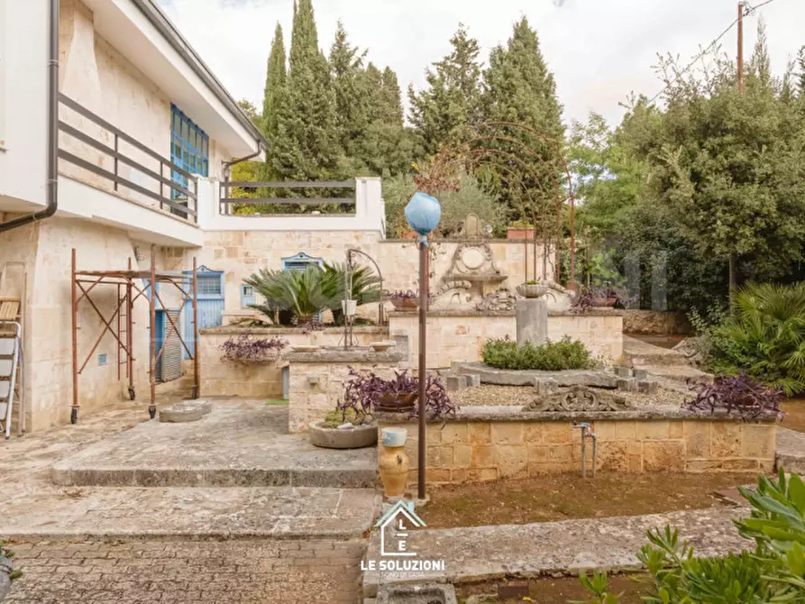 Immagine 32 di Villa in vendita  in viale delle acacie 2/N a Putignano