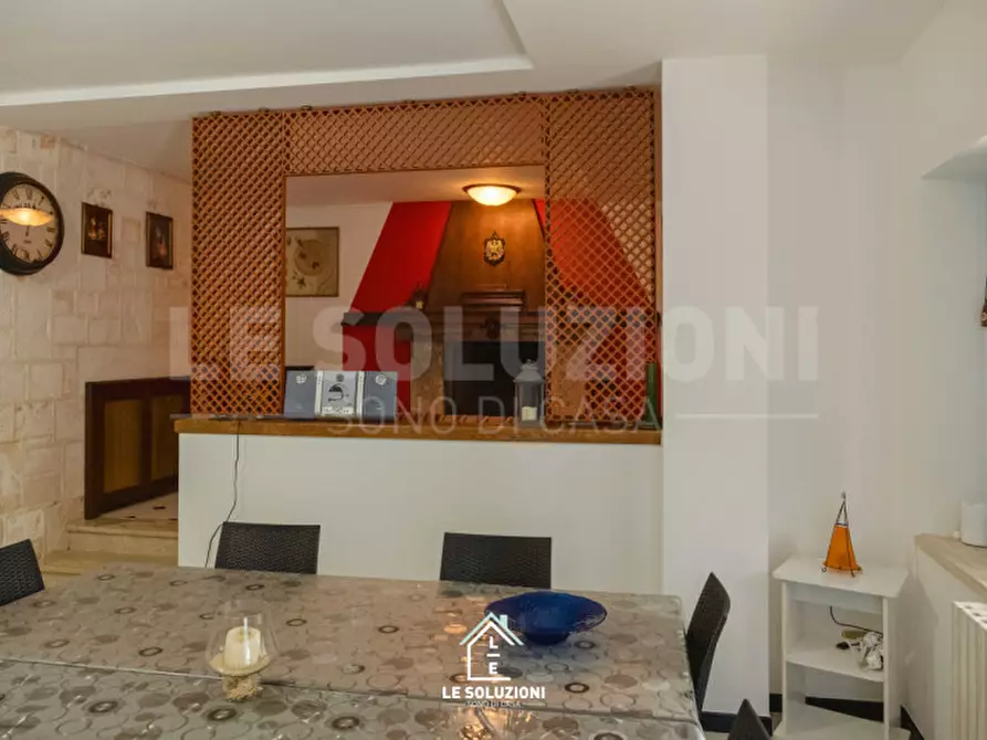 Immagine 37 di Villa in vendita  in viale delle acacie 2/N a Putignano