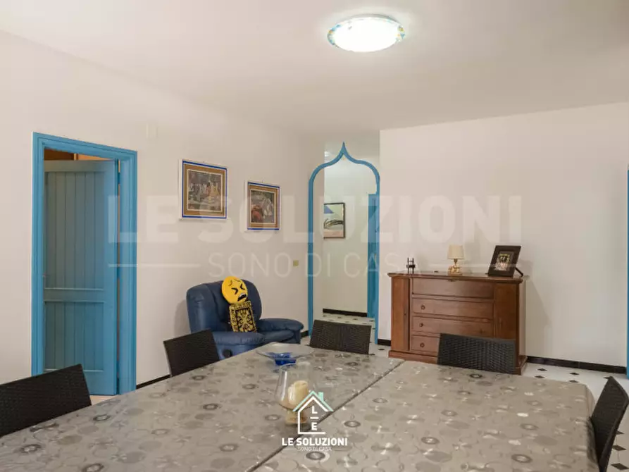 Immagine 39 di Villa in vendita  in viale delle acacie 2/N a Putignano