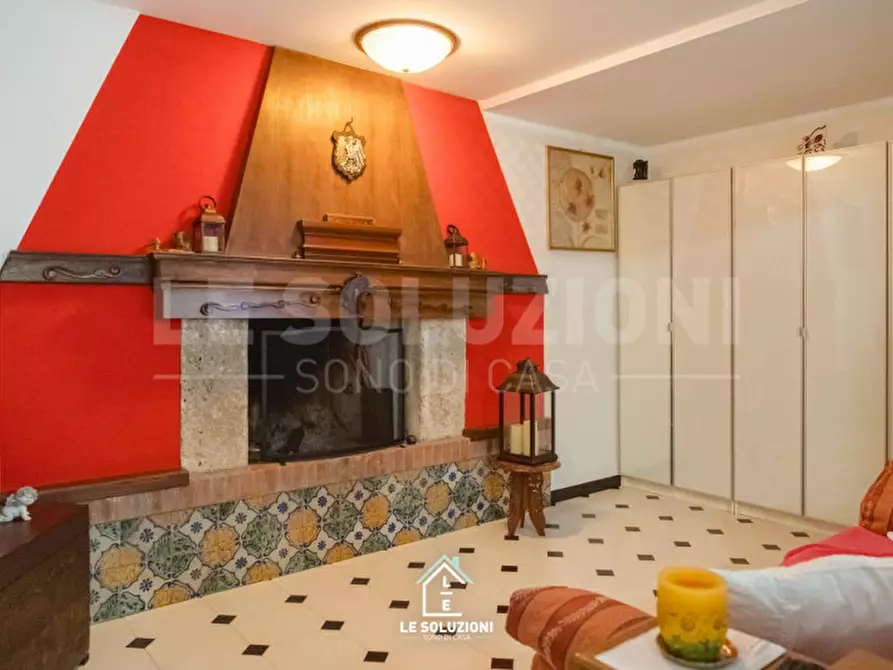 Immagine 42 di Villa in vendita  in viale delle acacie 2/N a Putignano