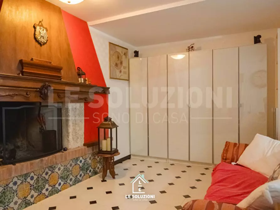 Immagine 44 di Villa in vendita  in viale delle acacie 2/N a Putignano