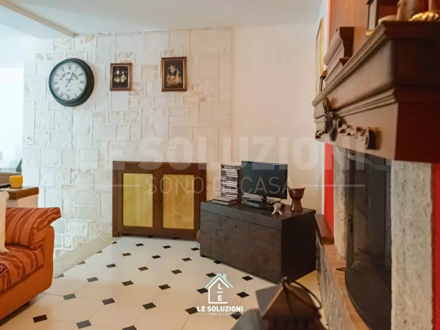 Immagine 47 di Villa in vendita  in viale delle acacie 2/N a Putignano