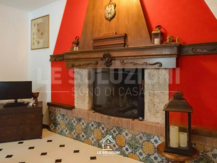 Immagine 48 di Villa in vendita  in viale delle acacie 2/N a Putignano