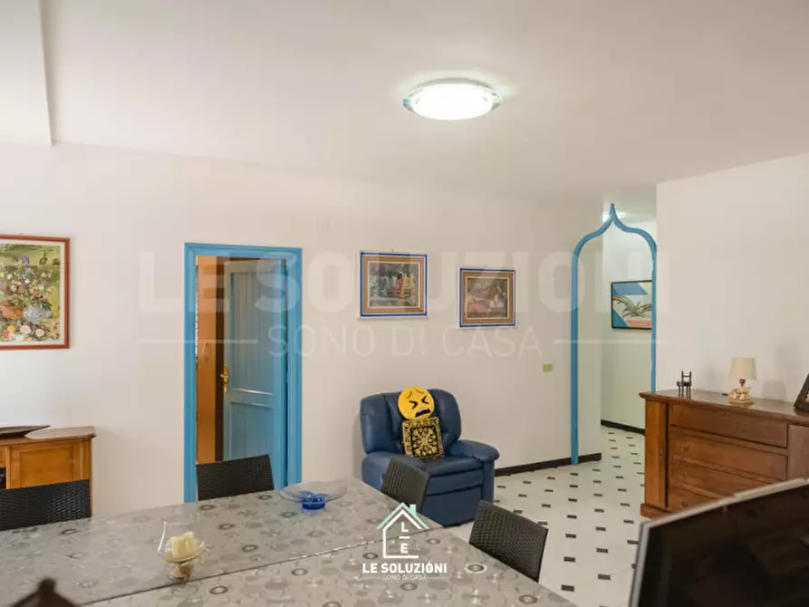 Immagine 49 di Villa in vendita  in viale delle acacie 2/N a Putignano