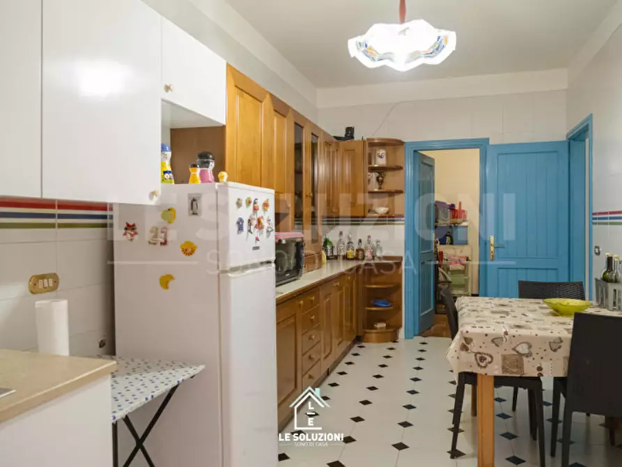 Immagine 60 di Villa in vendita  in viale delle acacie 2/N a Putignano