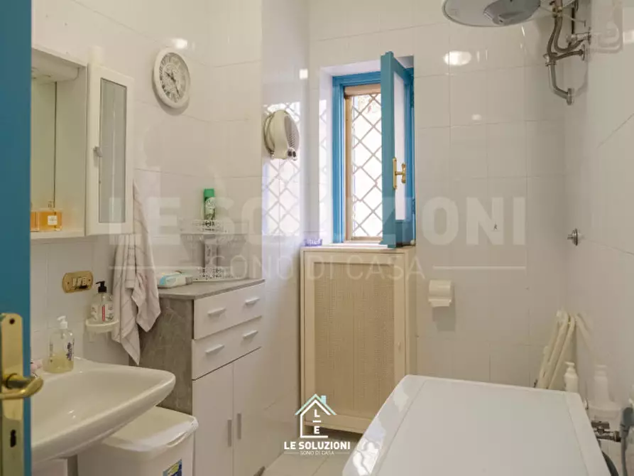 Immagine 67 di Villa in vendita  in viale delle acacie 2/N a Putignano