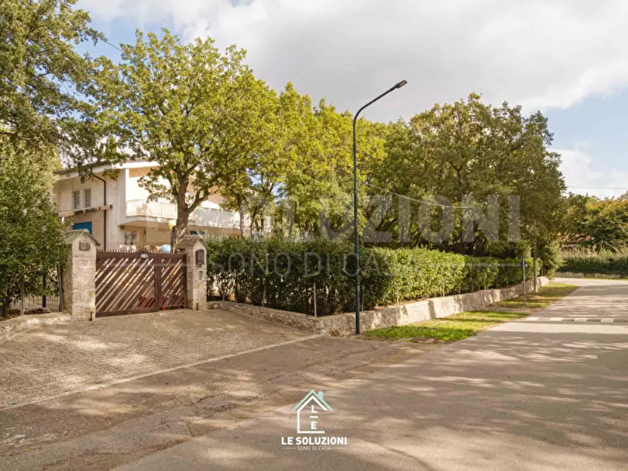 Immagine 71 di Villa in vendita  in viale delle acacie 2/N a Putignano