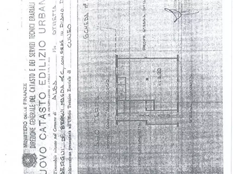 Immagine 6 di Negozio in vendita  in Via Aldo Moro a Alba