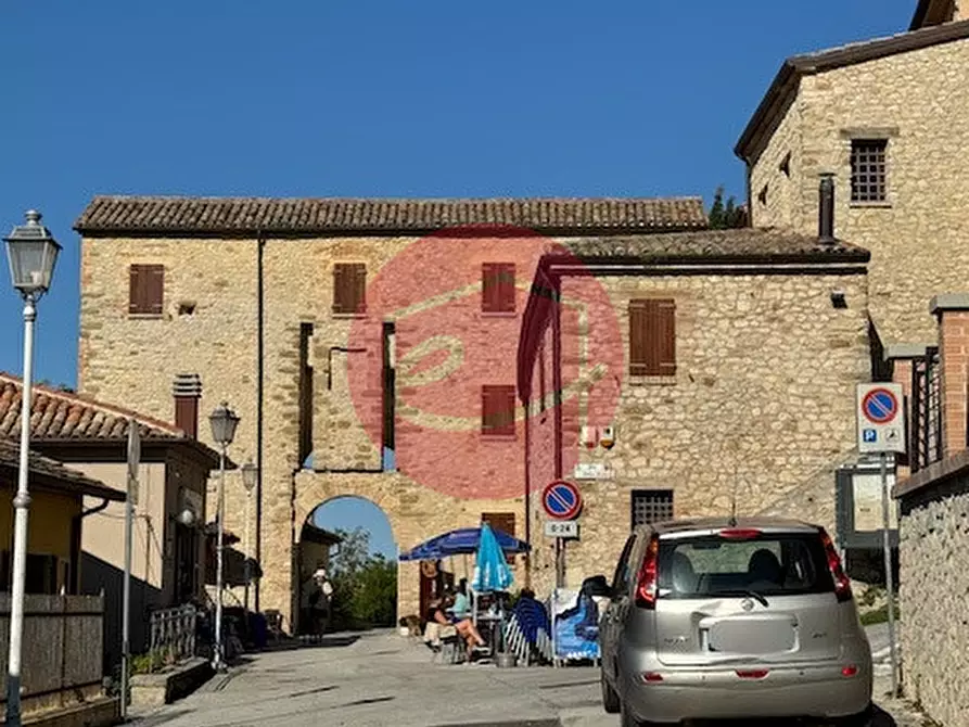 Immagine 26 di Casa indipendente in vendita  a Borghi