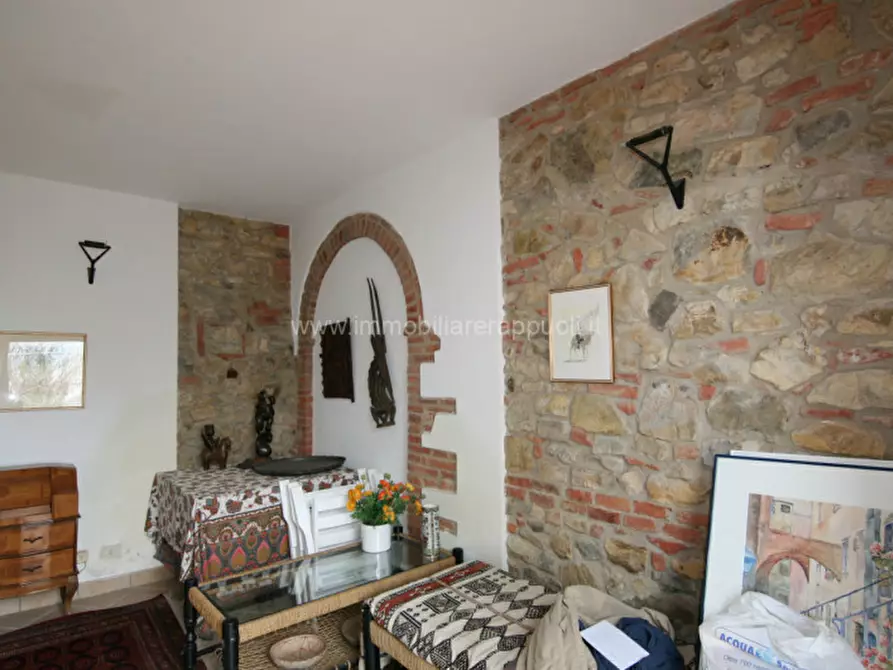 Immagine 3 di Rustico / casale in vendita  a Sinalunga