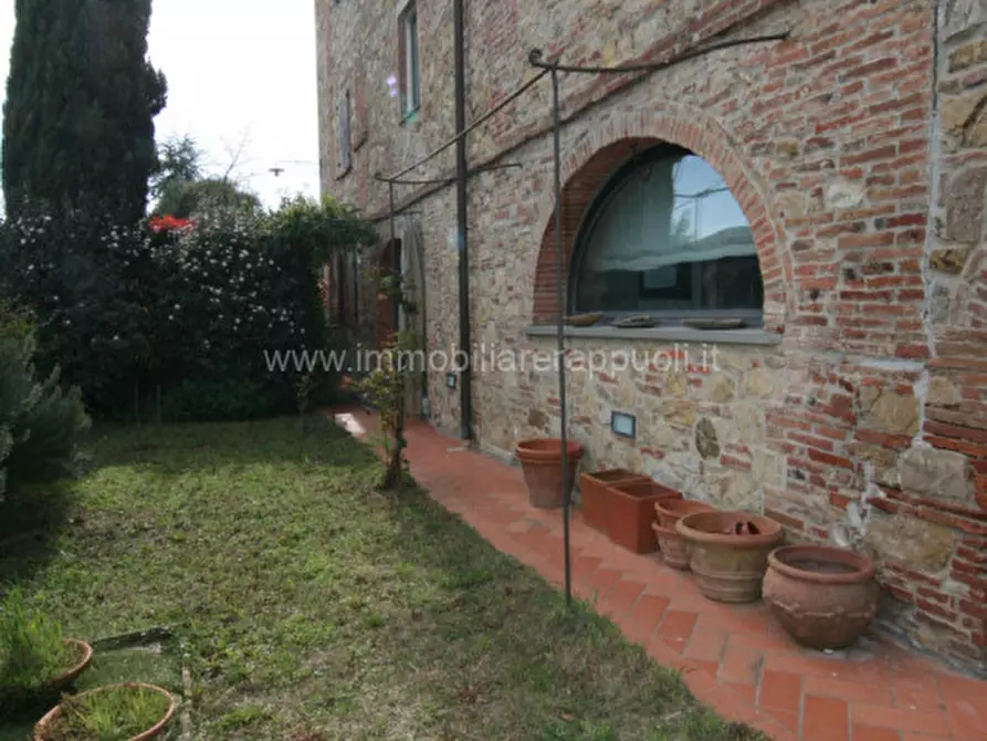 Immagine 23 di Rustico / casale in vendita  a Sinalunga