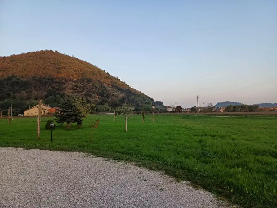 Immagine 1 di Terreno in vendita  in Teolo Via Dei Salici a Teolo