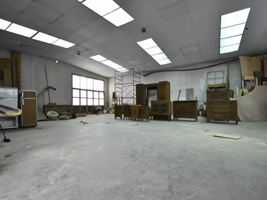 Immagine 9 di Capannone industriale in vendita  in Via Giovanni Pascoli a Bussolengo