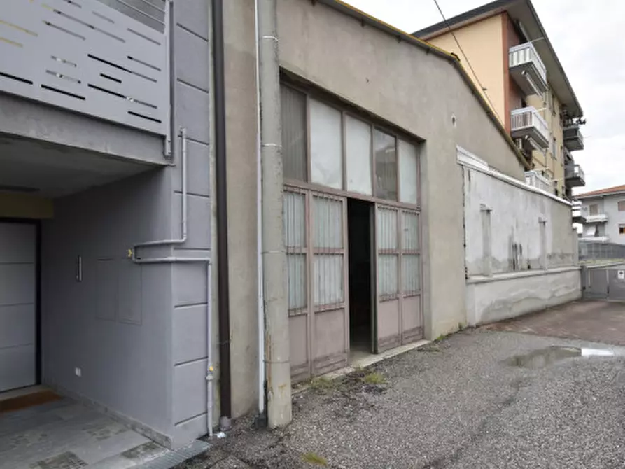 Immagine 15 di Capannone industriale in vendita  in Via Giovanni Pascoli a Bussolengo