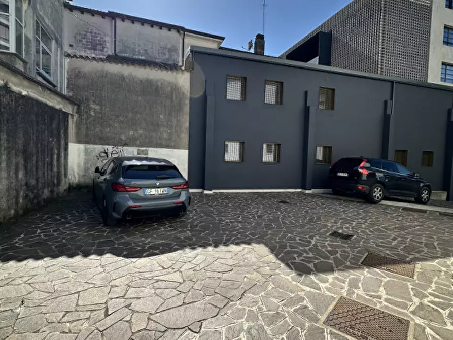 Immagine 5 di Ufficio in affitto  in candiani a Venezia