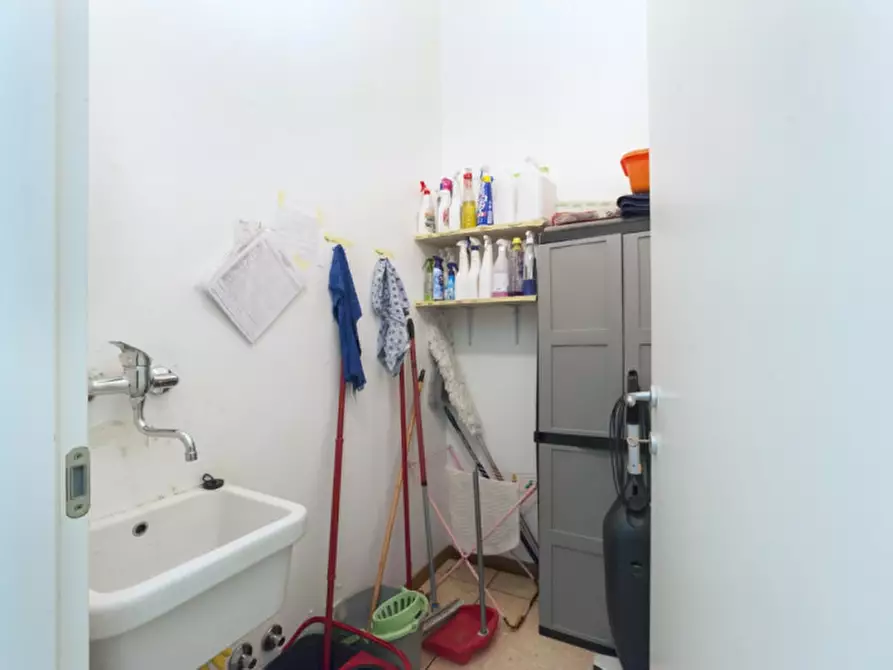 Immagine 31 di Villa in vendita  in VIALE G. D'ANNUNZIO 137 a Pescara