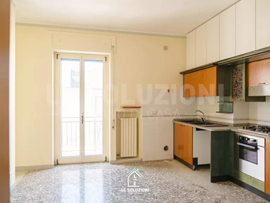 Immagine 9 di Appartamento in vendita  in via alessandro piccirilli 29 a Putignano