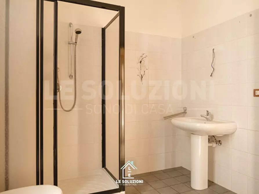 Immagine 20 di Appartamento in vendita  in via alessandro piccirilli 29 a Putignano