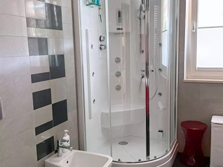 Immagine 12 di Appartamento in vendita  in VIA GRAZZINI a Padova