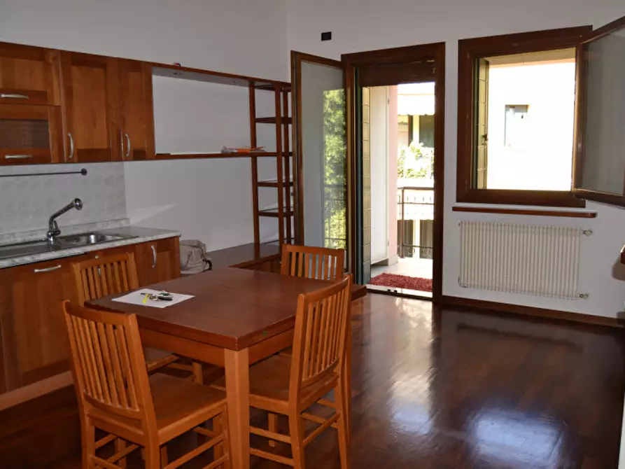 Immagine 2 di Appartamento in affitto  a Noale