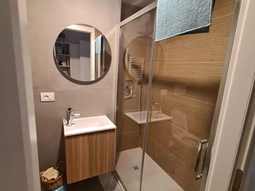 Immagine 16 di Appartamento in vendita  in via Cottolengo a Milano