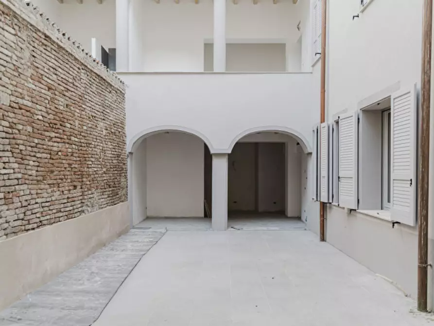 Immagine 1 di Appartamento in vendita  in Via Cesare Battisti, 156 a Colorno