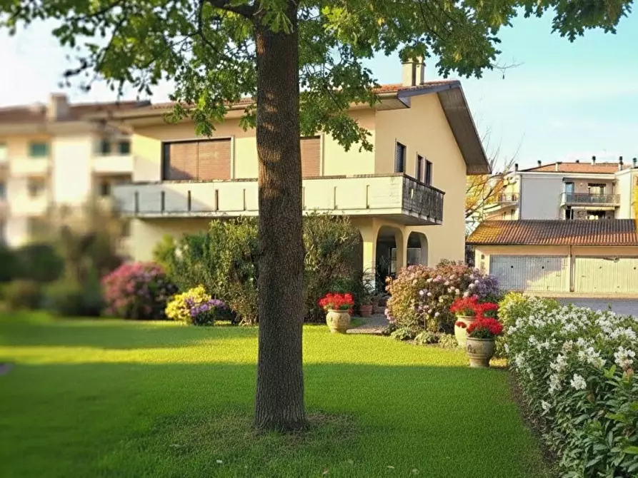 Immagine 1 di Casa indipendente in vendita  in ANCONETTA a Vicenza