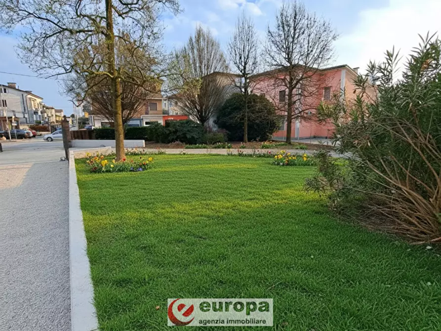 Immagine 8 di Casa indipendente in vendita  in Viale Anonetta, 129 a Vicenza