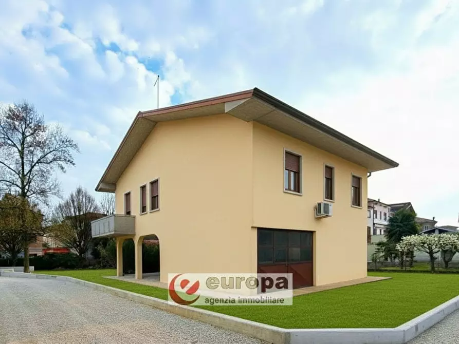 Immagine 9 di Casa indipendente in vendita  in Viale Anonetta, 129 a Vicenza