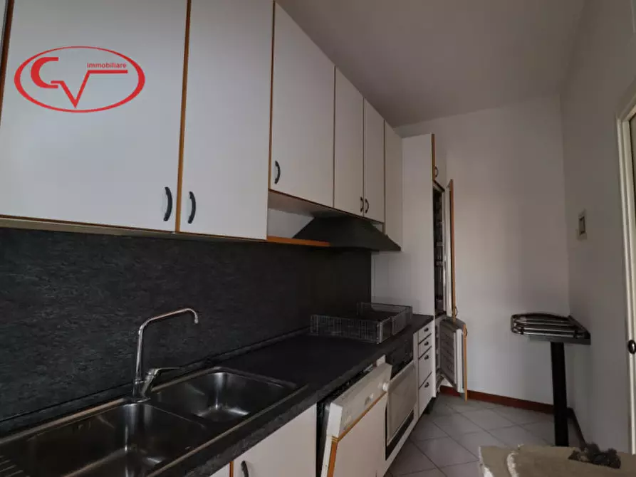 Immagine 4 di Appartamento in vendita  in via bellini a Montevarchi