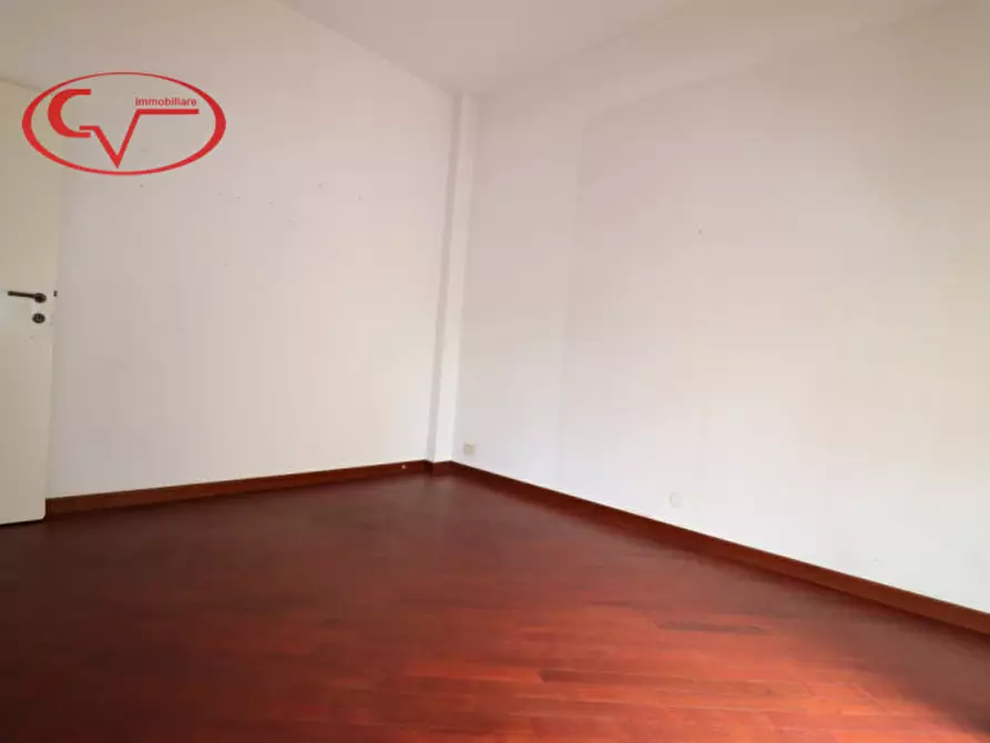 Immagine 17 di Appartamento in vendita  in via bellini a Montevarchi