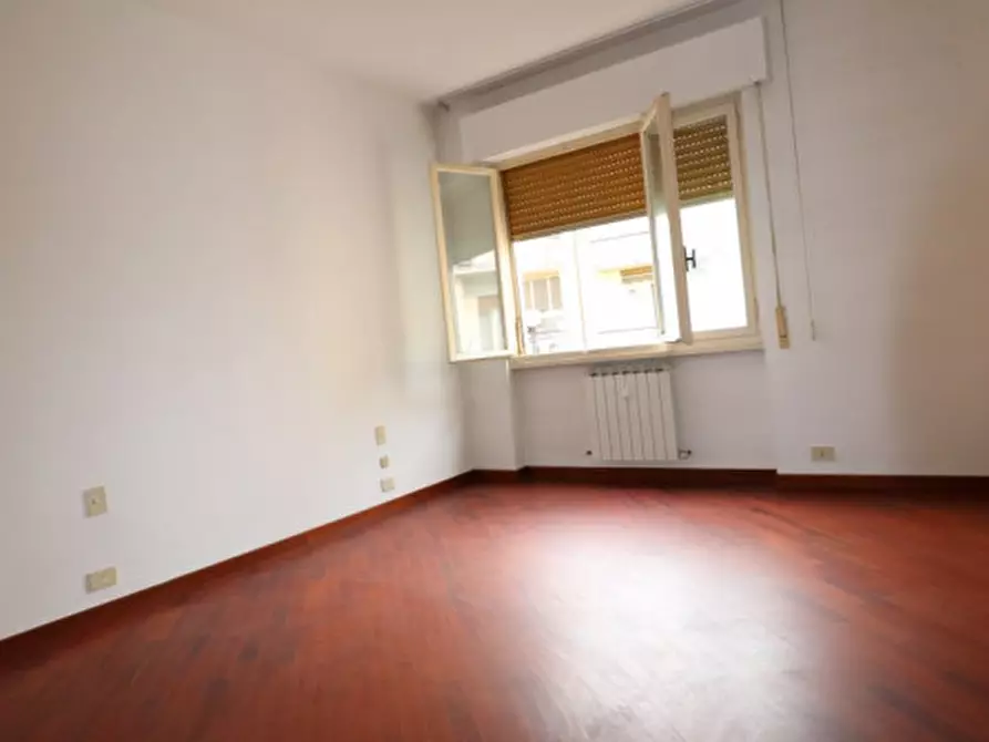 Immagine 21 di Appartamento in vendita  in via bellini a Montevarchi