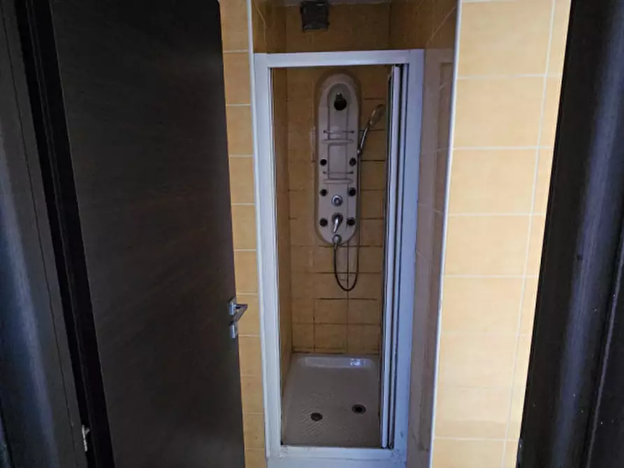 Immagine 25 di Appartamento in vendita  in Via Antonio Gargaglia a Roma