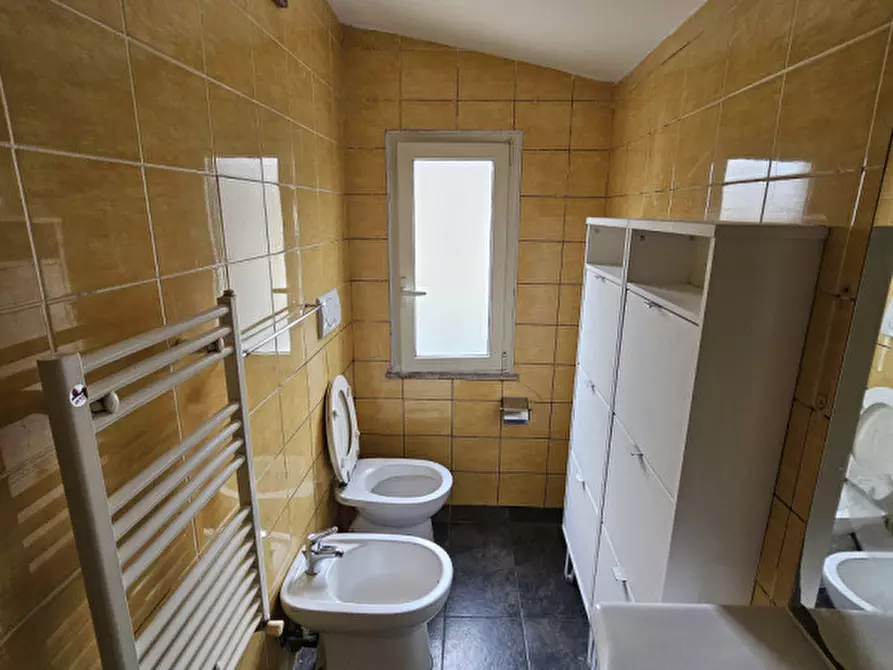 Immagine 26 di Appartamento in vendita  in Via Antonio Gargaglia a Roma