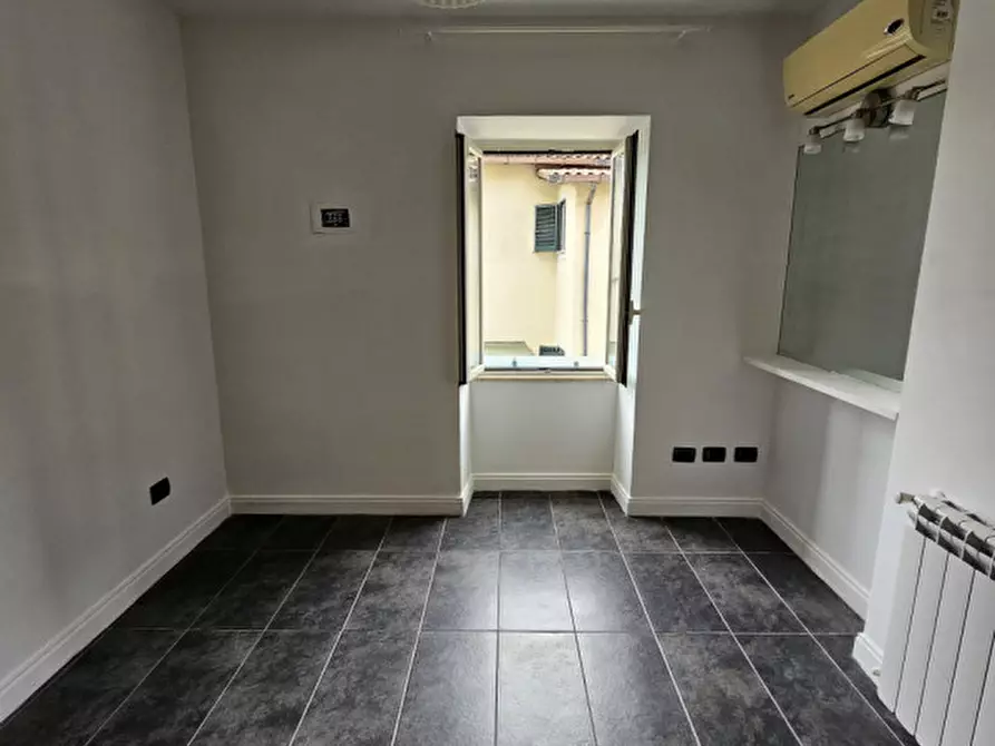 Immagine 39 di Appartamento in vendita  in Via Antonio Gargaglia a Roma