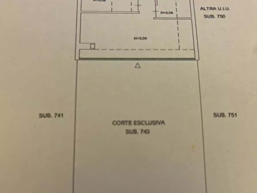 Immagine 1 di Negozio in affitto  a Roma