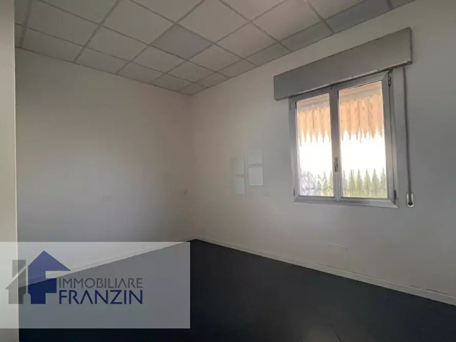 Immagine 8 di Ufficio in affitto  in VIA ARMANDO DIAZ 71 a Meolo