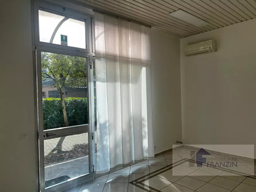 Immagine 10 di Ufficio in affitto  in VIA ARMANDO DIAZ 71 a Meolo