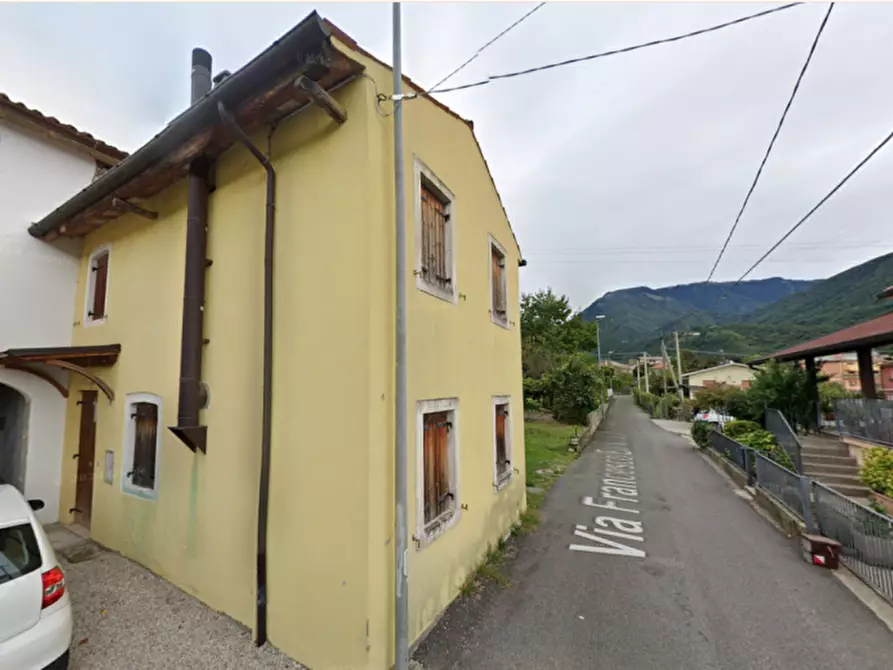 Immagine 1 di Casa bifamiliare in vendita  in VIA FRANCESCO BARACCA 37 a Vittorio Veneto