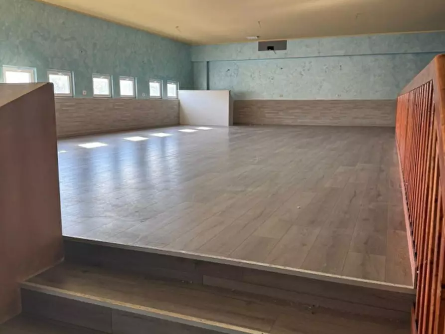Immagine 8 di Attività commerciale in vendita  in Predda Niedda Str. 22 a Sassari