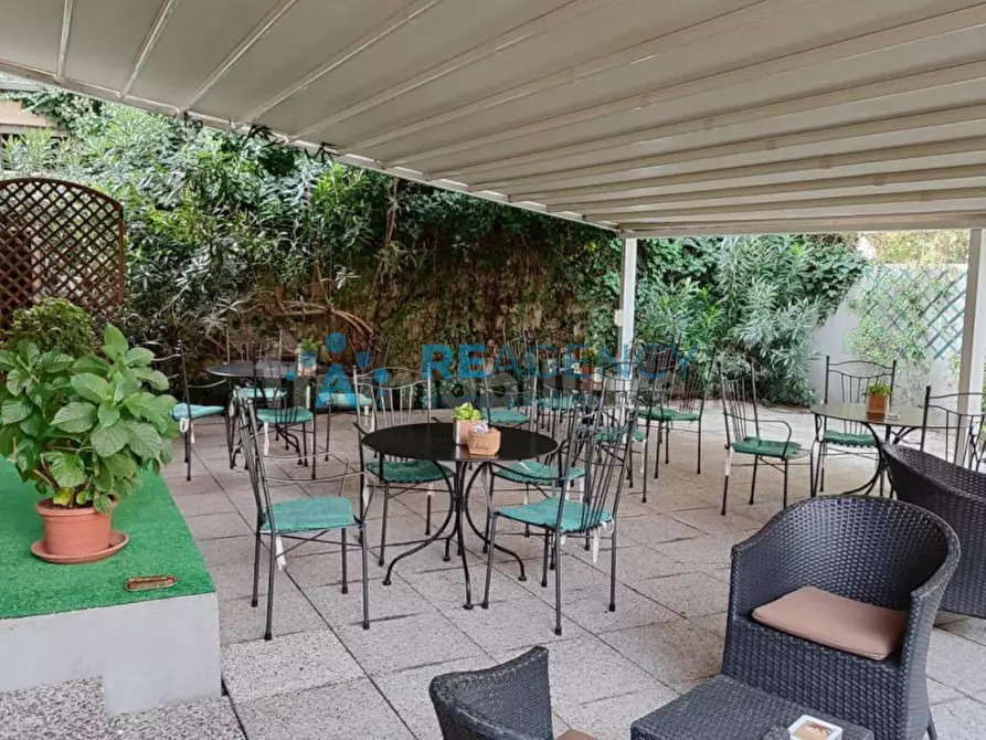 Immagine 6 di Attività commerciale in vendita  a Schio