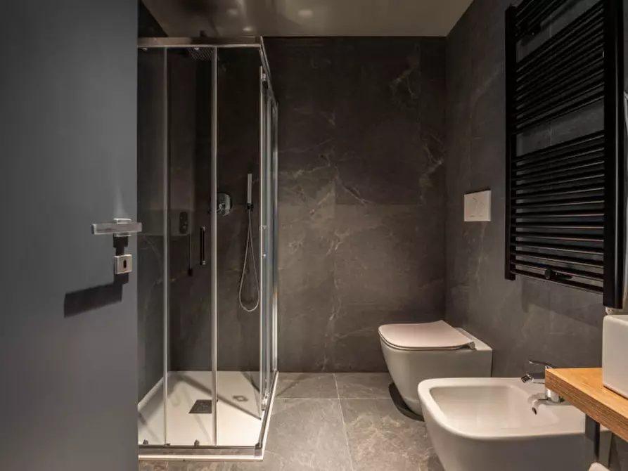 Immagine 2 di Bed & Breakfast in vendita  in via aleardi a Treviso