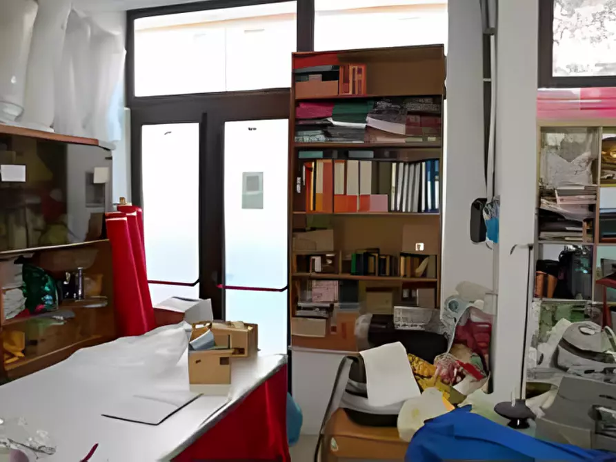 Immagine 3 di Negozio in vendita  in via don giuseppe diana, n. snc a Gubbio