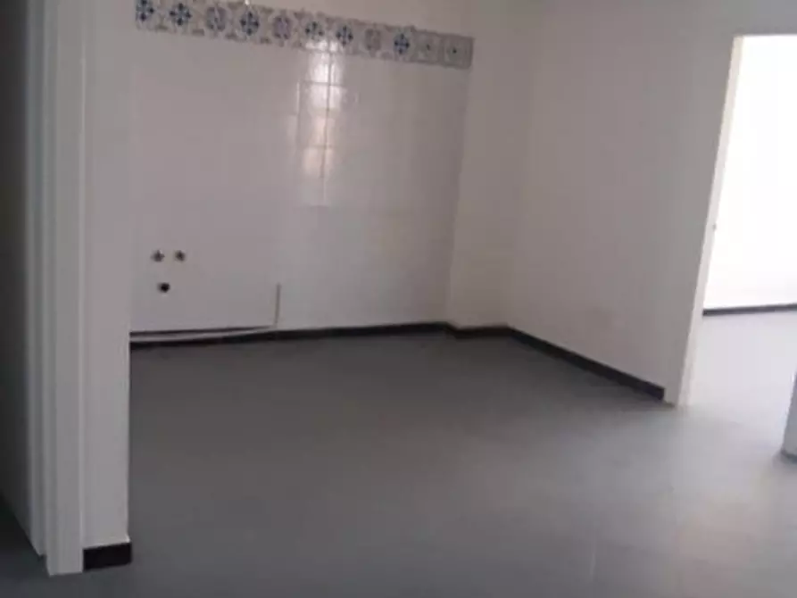 Immagine 12 di Negozio in affitto  in Strada Statale 18, Capaccio Paestum a Capaccio Paestum