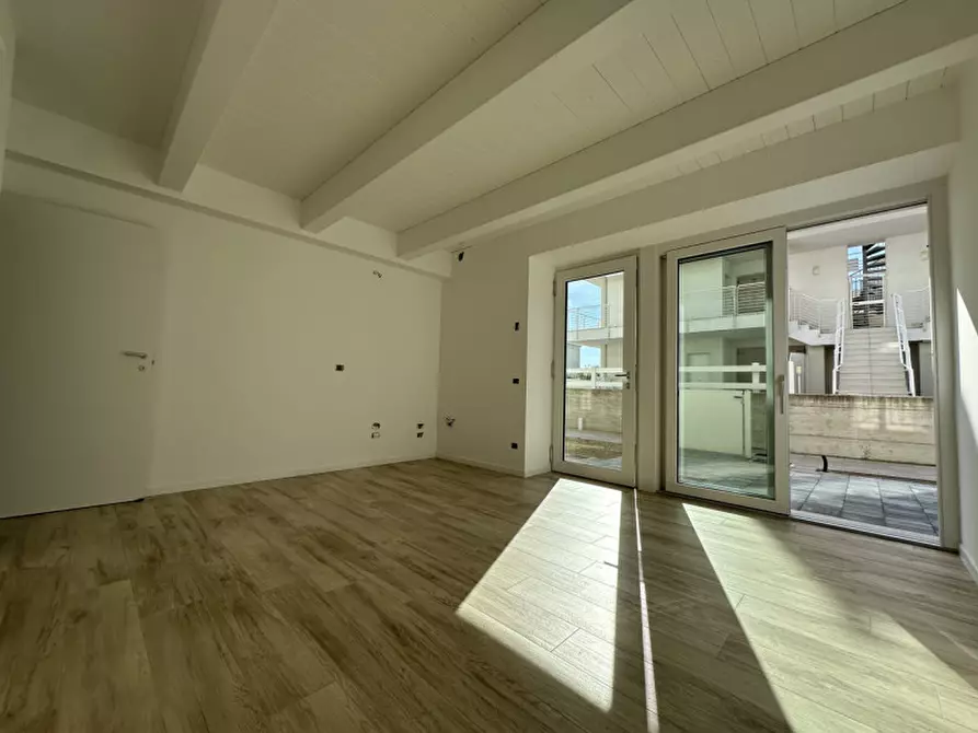 Immagine 2 di Appartamento in vendita  in via gorizia a Jesolo