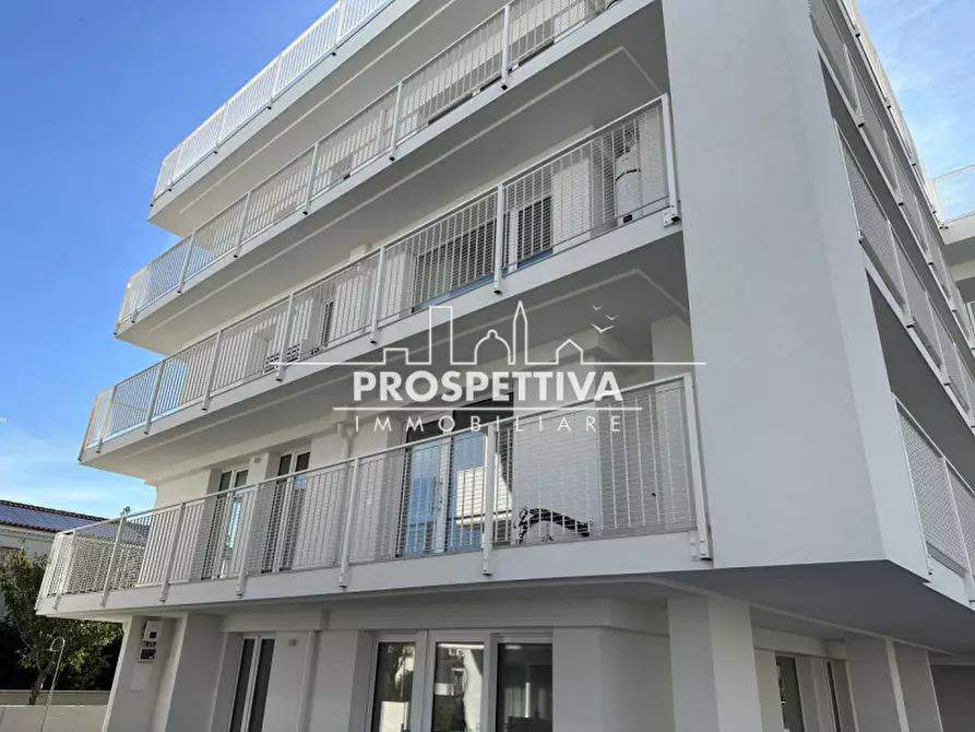 Immagine 14 di Appartamento in vendita  in via gorizia a Jesolo