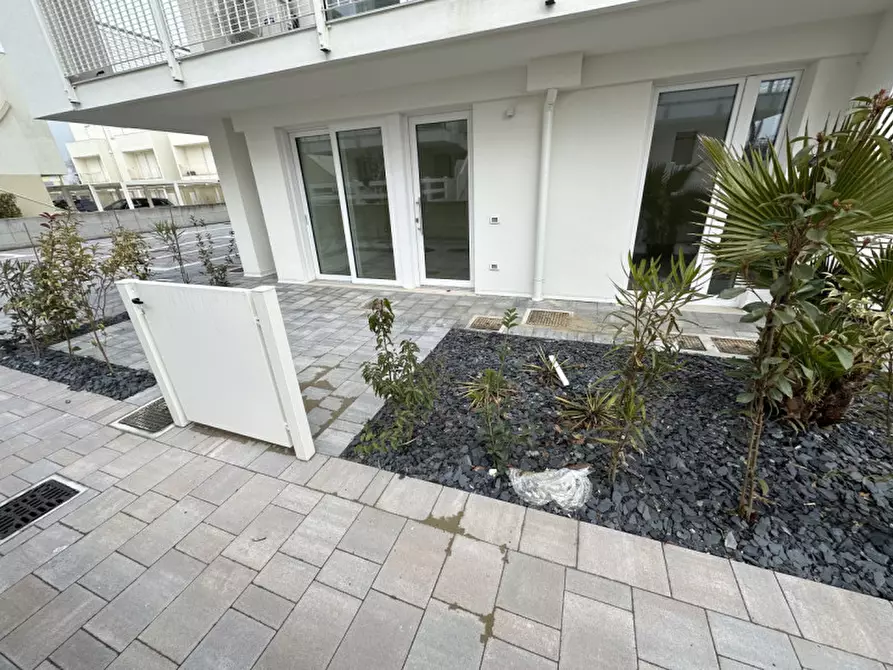 Immagine 16 di Appartamento in vendita  in via gorizia a Jesolo