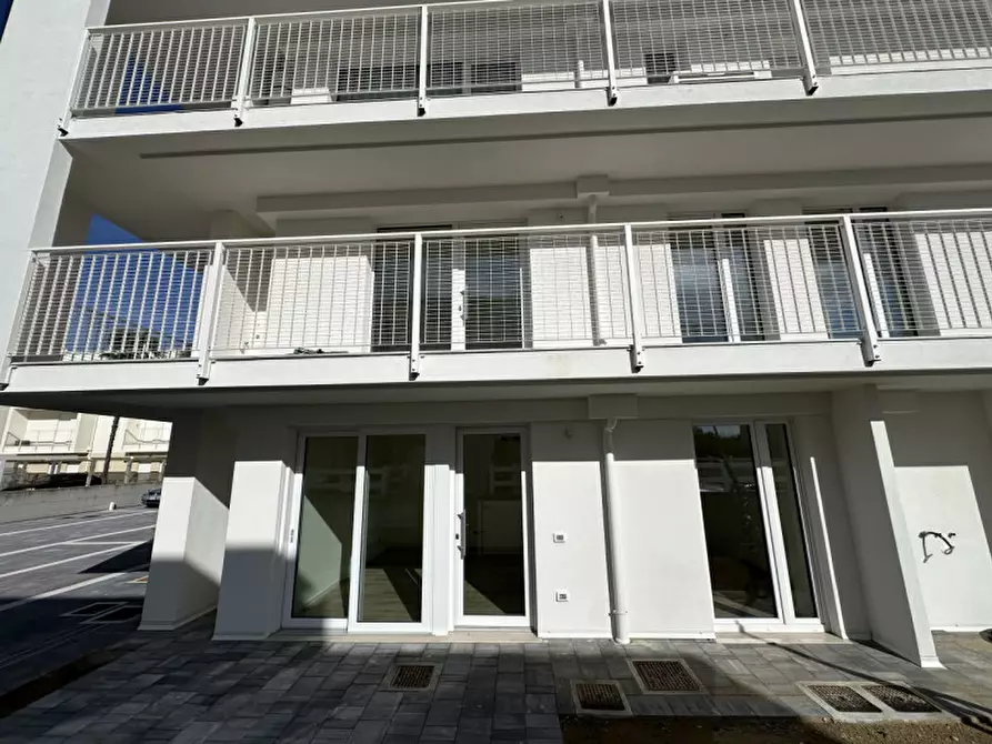 Immagine 18 di Appartamento in vendita  in via gorizia a Jesolo